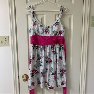🌷3 for $25🌷City Triangles, US 11 (Juniors), White & Pink Floral Sleeveless Dress